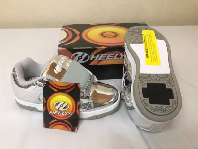 Heelys Youth Kids 770449H Split Skate Sneakers, -Chrome Silver 6Y 7W NWT 2