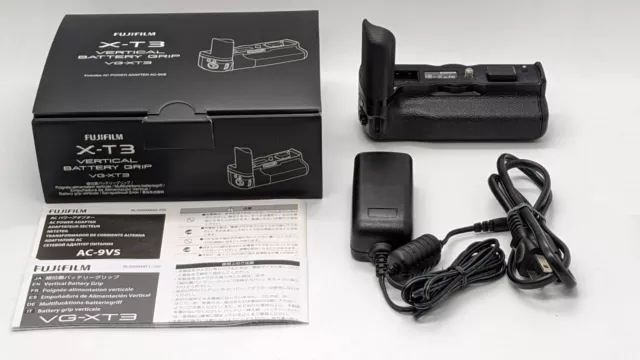 [MINT in Box] Fujifilm VG-XT3 Vertical Battery Grip for XT-3 from Japan 82-31185