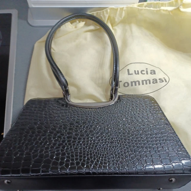 Purple Leather Designer Lucia Tommasi  Bag/ Backpack. Beautiful Condition Rare‎ Purple Leather Designer Lucia Tommasi Bag/ | Mercari main image 4