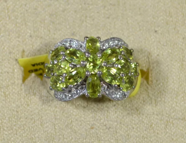 "Lc"  Hebei Peridot Mixed Shapes Cluster-White Topaz-Size6-Ring-Plat/Ster Silv