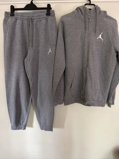 Mens Nike Air Jordan Full Tracksuit Set Size Medium Hoodies Joggers