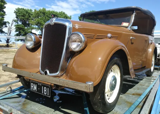 Car, Morris 12/4 series II, Tourer, soft top, 1937, classic, vintage, pre war,