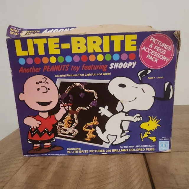 Vintage LITE BRITE Hasbro Toy 1965 Snoopy Peanuts Refill Sheets Charlie Brown
