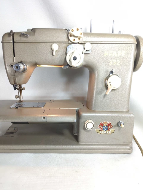 Pfaff 332 sewing machine With Pedal With Pedal and Extras- READ NOTES Pfaff 332 sewing machine With Pedal With Pedal and Extras- READ NOTES