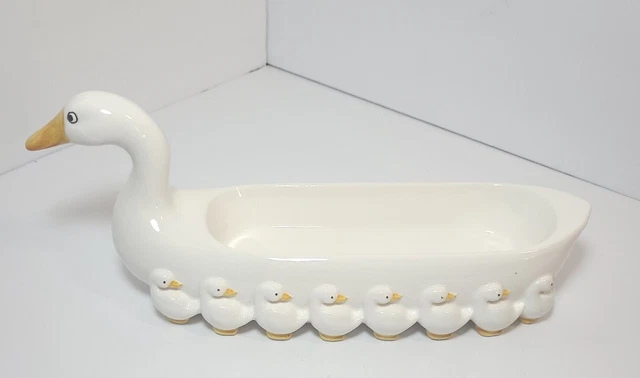 Vintage Fitz and Floyd White Ceramic Duck with Ducklings Cracker Tray Dish