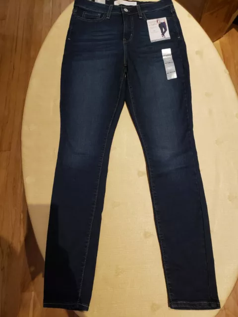 SIGNATURE BY LEVI STRAUSS Gold Totally Shaping High Rise Skinny 6M/W28/L30, BNWT