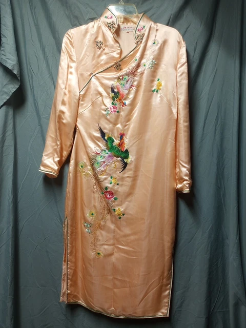 Vintage Red Clouds Kimono Size 38  100% Pure Silk Hunan China Hand Embroidered