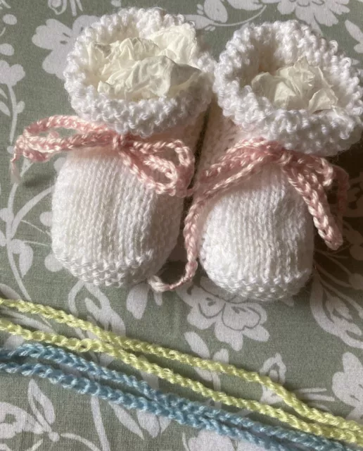 BABY BOOTIES WHITE w 3 Colour Ties. Hand-knitted by me.  CUTE/SOFT. GIFT IDEA.