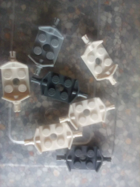 LEGO PART 6157 2x2 plate with wide wheel attachments x 7 mixed