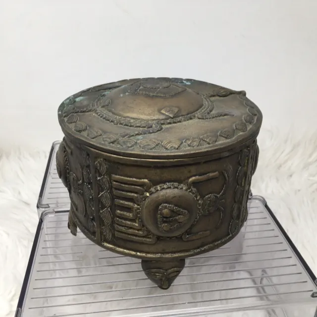 Rare Antique Ashanti Bronze Gold Dust Box With  Decoration In Relief Round 7”x5”