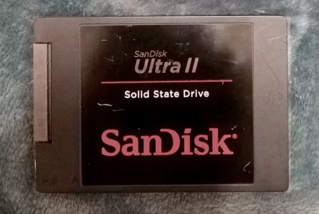 SanDisk Ultra II  480 GB SATA III 2,5 " SSD - defekt 2