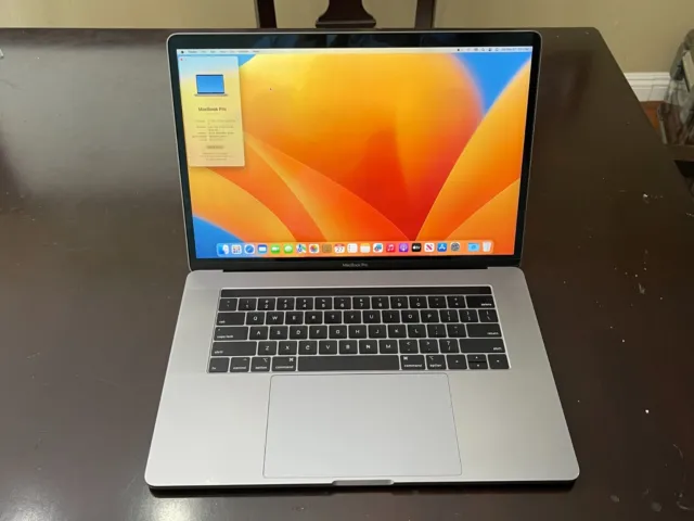 Apple MacBook Pro 15" Laptop - 2.2 GHz 6-Core I7 (2018)