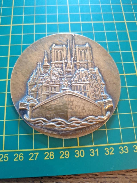 MEDAILLE BRONZE L'ANTIQUE par M. DELANNOY