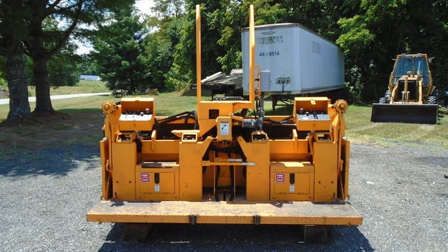 Blaw-Knox Pf161C 8'-14' Paver Wl Screed Blaw-Knox Pf161C 8'-14' Paver Wl Screed