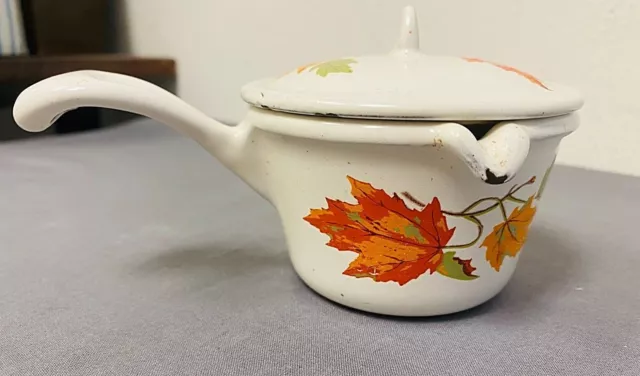 Vintage Descoware Small Maple Leaf Cast Iron Enamel Sauce Pot. Made in Belgium.