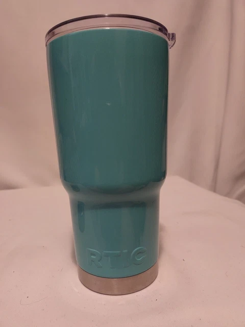 RTIC 30 oz Tumbler Hot Cold Double Wall Vacuum Insulated Cup (Teal) one Scratch