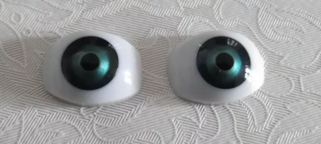 Acrylic Oval Doll Eyes In Green Eyo