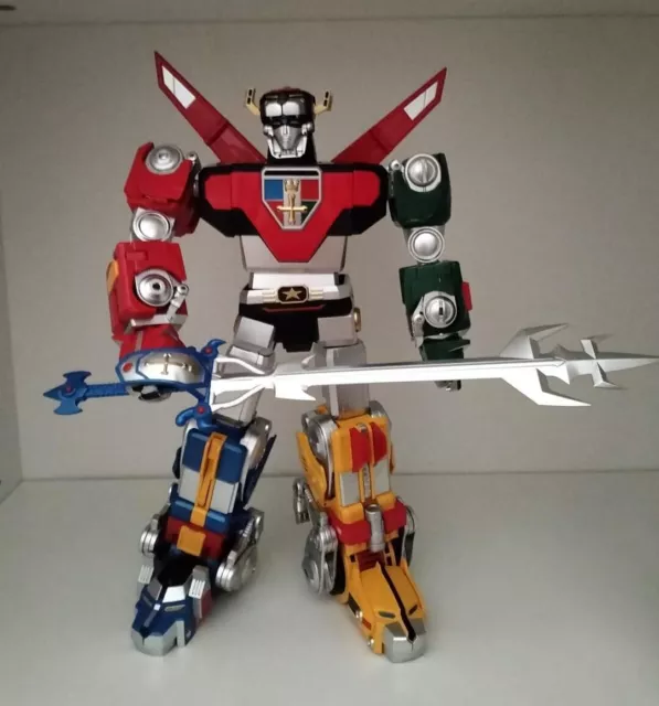 Voltron Threezero : Defender of the Universe  Voltron 27 cm.