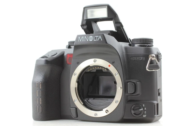 MINOLTA α-7 The Minolta a7 is the Perfect Film SLR for Shooters Who Want