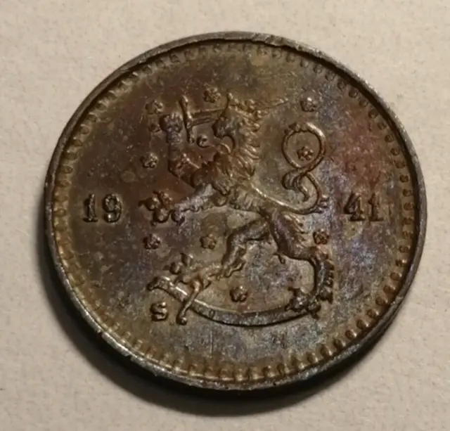 Finland * 25 penniä * 1941 * Copper  *condition 1+ *