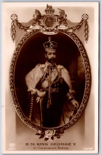 Postcard RPPC HM King George V Coronation Robes 1911 EAS RF04