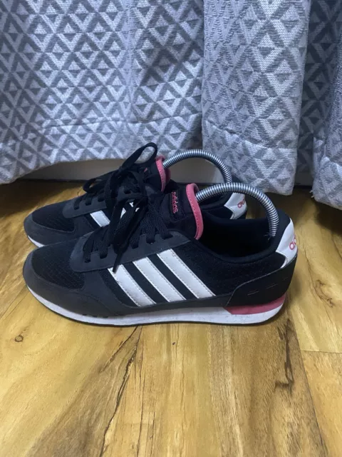 WOMENS ADIDAS CITY Racer Trainers Size UK 6.5 14.49 PicClick UK