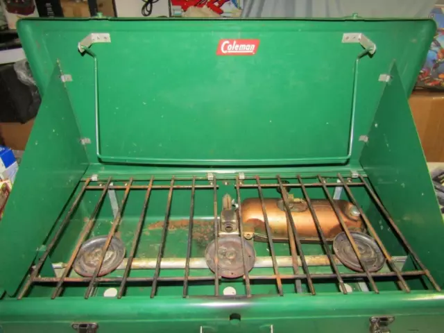 Coleman 426B 3 Burner Gas Camping Camp Stove W/Legs 1950S-60S