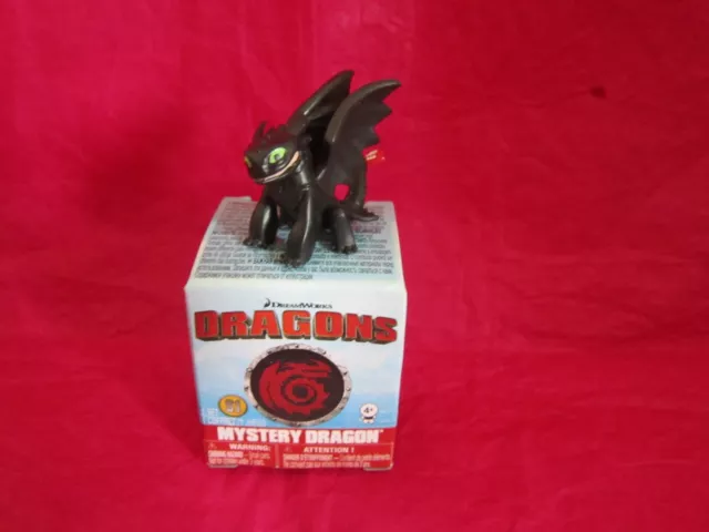 HOW TO TRAIN YOUR DRAGON MYSTERY DRAGON TOOTHLESS Mini Dragon £17.82 ...