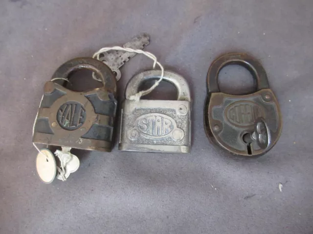 Vintage Padlocks with Keys - CORBIN - STAR - YALE cl