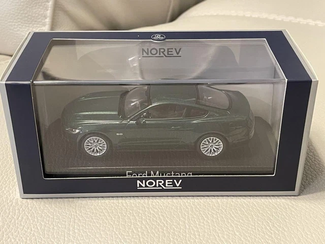 Noreb 1/43 Ford Mustang 2015 Metallic Green 270558