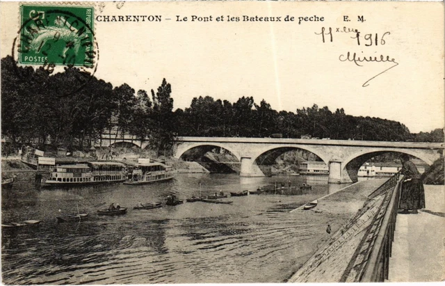 CPA Charenton Le Pont et les Bateaux de peche (1348783)
