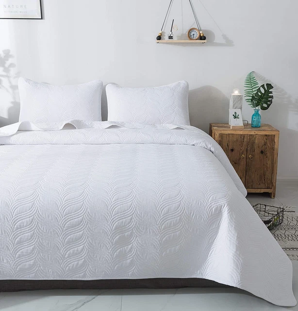 Quilt Set 3 Piece White King Cal King Size New Pattern Bedspread - Soft Microfib