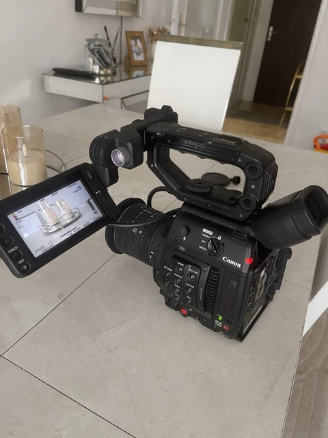 Sony PMW-F55 - Caméra cinéma 2K/4K et plateau multi-caméra fibre