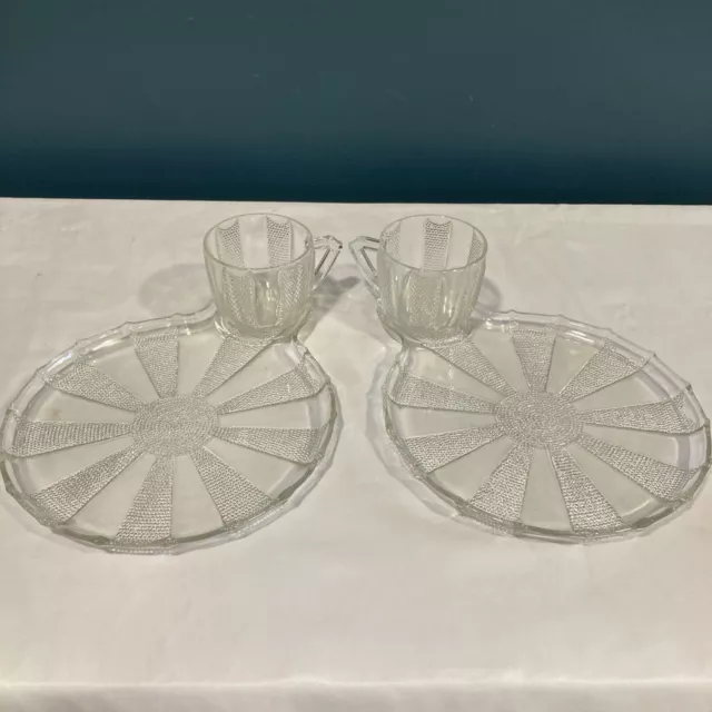 VINTAGE 1950's - 1960's Set of Dewdrop Television Snack Set of 2 Mugs & Plates