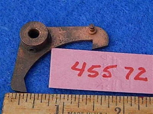 Wurlitzer 1015 1080 Moto Drive Pawl and Set Screw Assembly # 45572