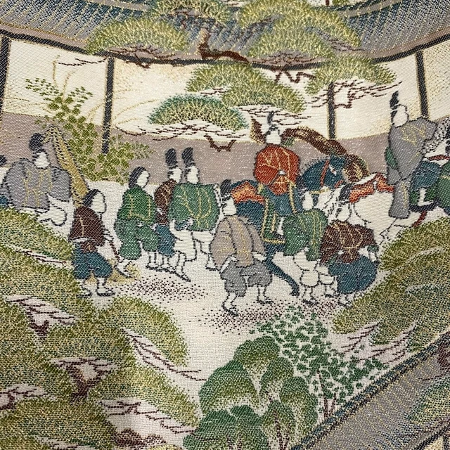 Japanese kimono  "TOMESODE", a Crest,All embroidery, Heian nobility ,L5' 6".3476 3