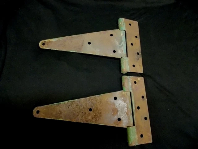 2 vtg 10" T strap hinges Rusty Farm gate barn 12" overall Lrg pair Green paint 4