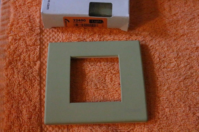 Plaque De Finition Métal Arnould LIVING - Bticino Cofrel - Réf. 20770