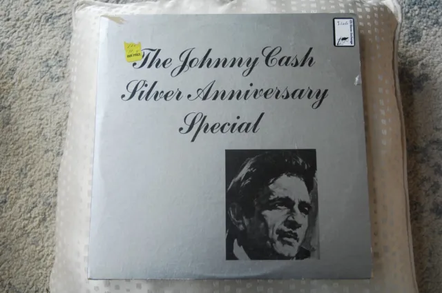 Johnny Cash, Silver Anniversary Special, MBS, VG cover, play graded VG LPs