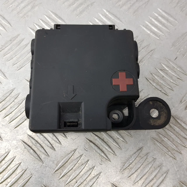 Audi A4 B8 Distributore Batteria Positivo Terminale Power Board 2009 8K0937517A