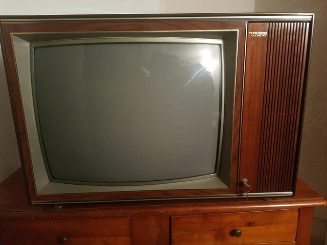 Télé Radio Portable Univox 1987 Vintage, état Fonctionnel Occasion