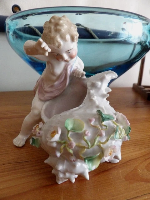Figurine Angelot porcelaine Allemande Sitzendorf ?