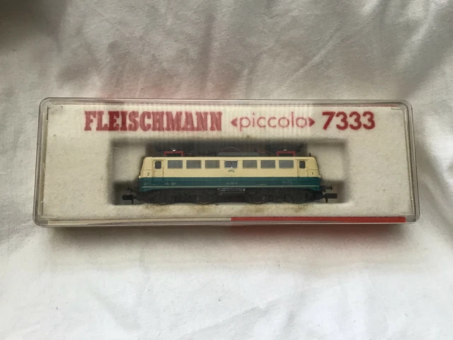 Fleischmann E-Lok 7381 mit 5 Güterwaggons - Verkauft / Sold FLEISCHMAM piccolo 8480 Esso