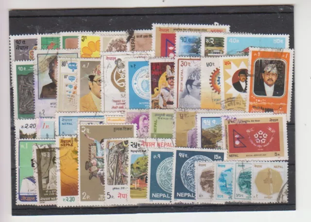 Kleine  Sammlung Nepal Briefmarken (42 Stck verschiedene) gestempelt