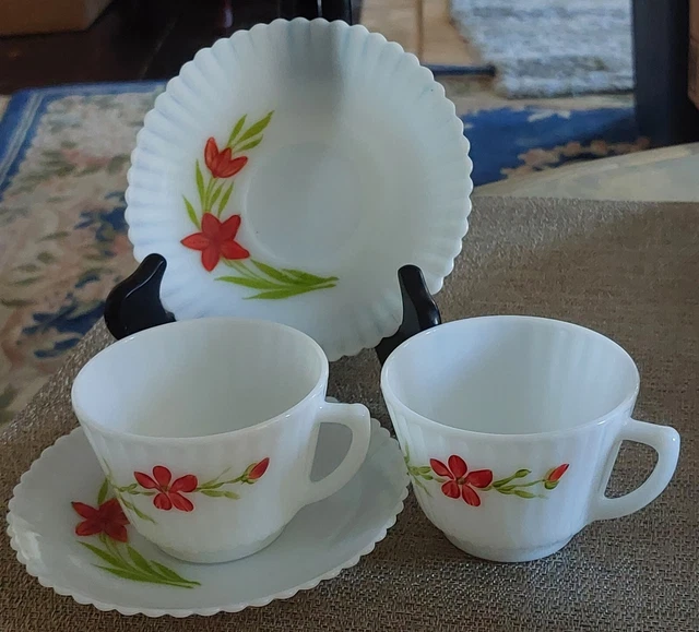 PAIR MacBETH EVANS PETALWARE CUPS & SAUCERS UNUSED PERFECT