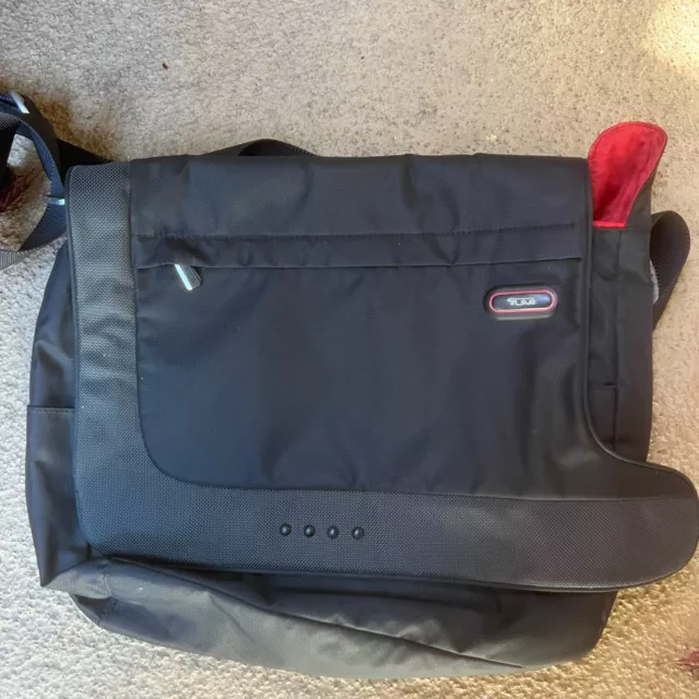 Tumi Unisex Black T-Tech Crossbody/Laptop/Messenger Adjustable Strap Bag