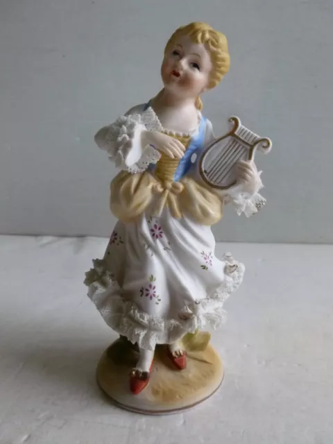 Ancien Sujet En Biscuit Polychrome Jeune Fille A La Lyre