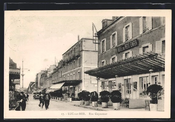 Carte Postale Ancienne CPA 86 Lusignan - La Mère Piqué - Noir Et Blanc Années 1900