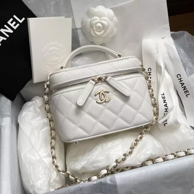 Chanel Vanity Bag AP21998 Crossbody Black Hand Shoulder Purse Auth New  receipt