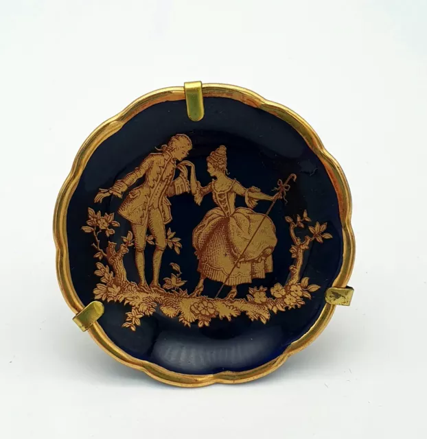 Paul Pastaud Limoges - Assiette Porcelaine Bleu de Four décor Fragonard à L'Or